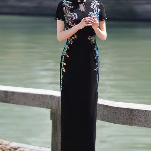 Cheongsam Longue Brodée Col Mandarin – Zhenzhu