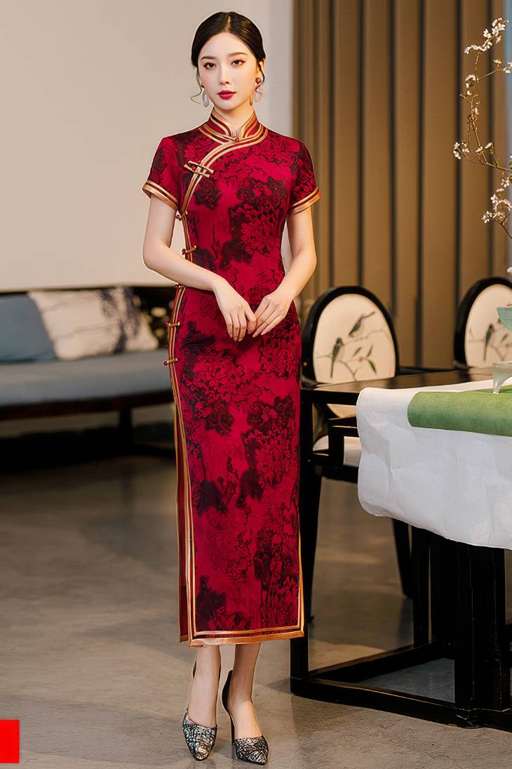 Cheongsam Longue Traditionnelle À Motifs Floraux – Qiuyue – Image 3