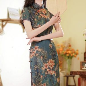 Cheongsam Traditionnelle Florale Col Mandarin – Ruihua