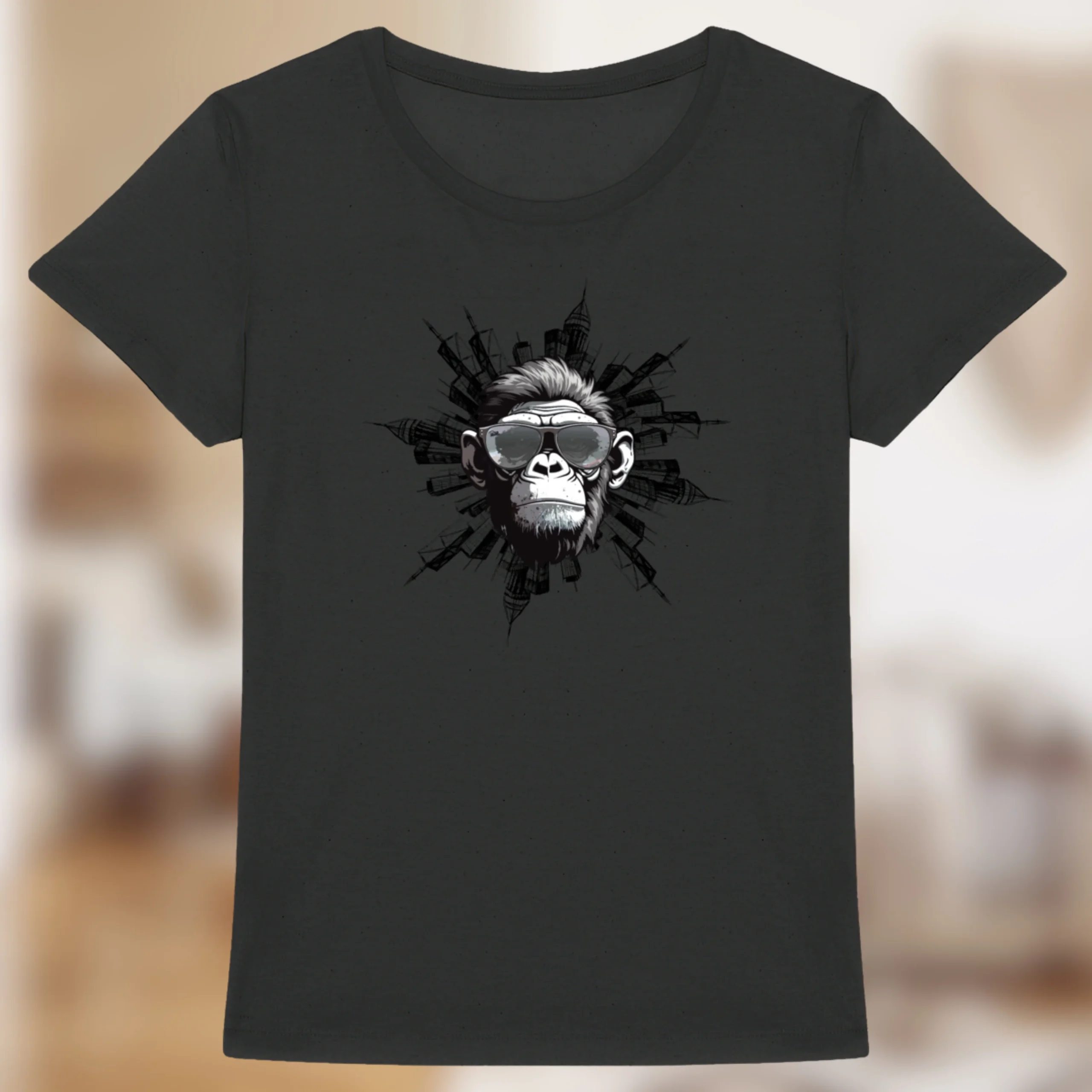T-shirt “Kong” – L'attitude urbaine au féminin🦍👑 – Image 3
