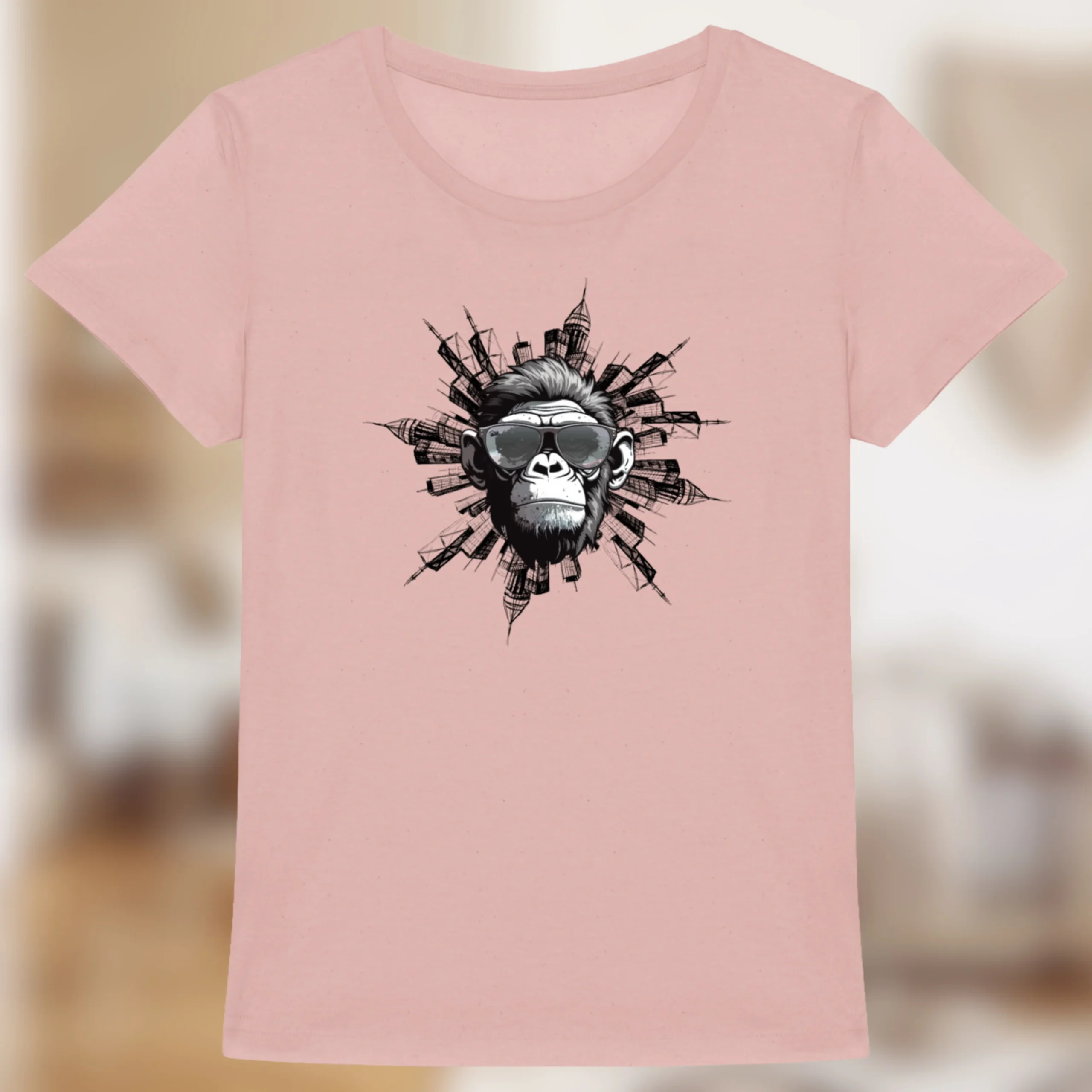 T-shirt “Kong” – L'attitude urbaine au féminin🦍👑 – Image 8