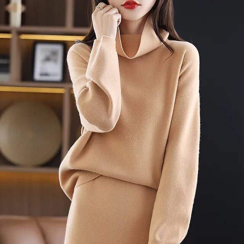 Longue Robe Pull Composée à Col Haut – Image 9