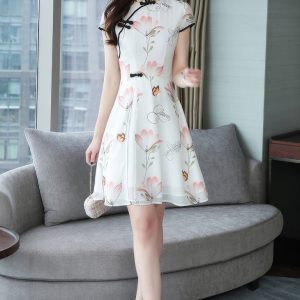 Qipao Courte À Motifs Floraux – Zhiyao