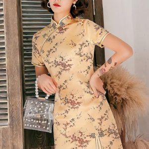 Robe chinoise fleurie couleur or – Fang