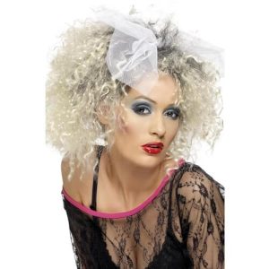 Catherine – Perruque Cheveux Bouclés – Blond Platine avec Racines